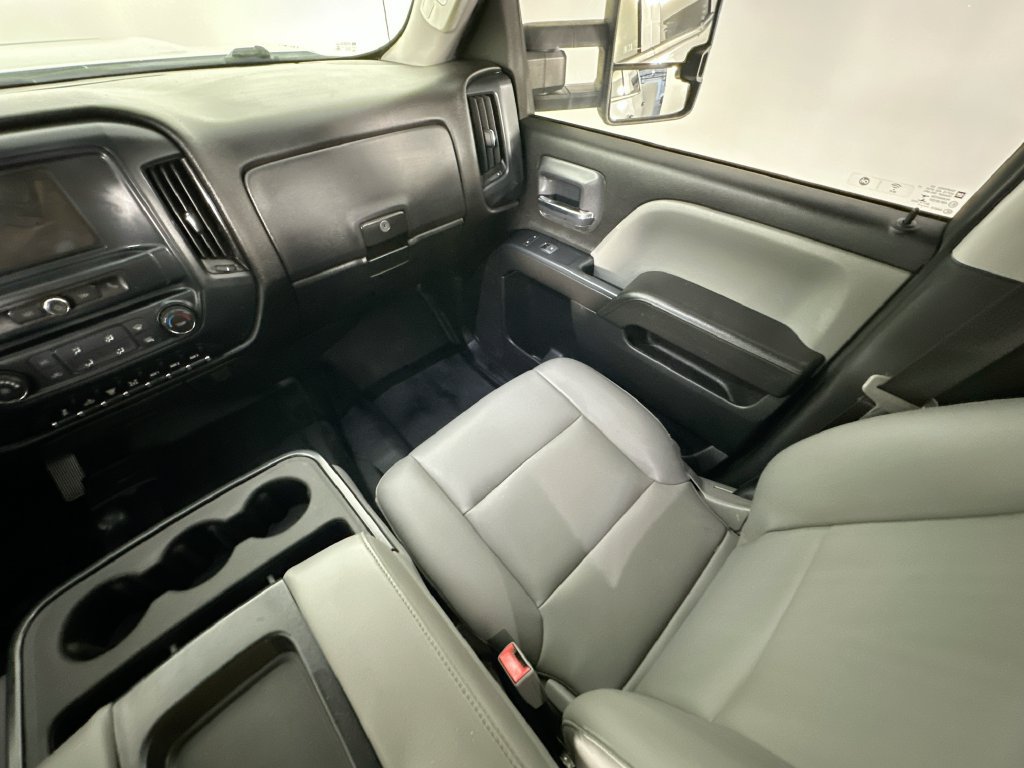 Used 2019 Chevrolet Silverado 3500 W/T w/ WT Convenience Package AWD/4WD image 11