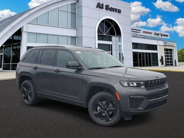 New 2026 Jeep Grand Cherokee Limited w/ Limited Altitude Package AWD/4WD image 1