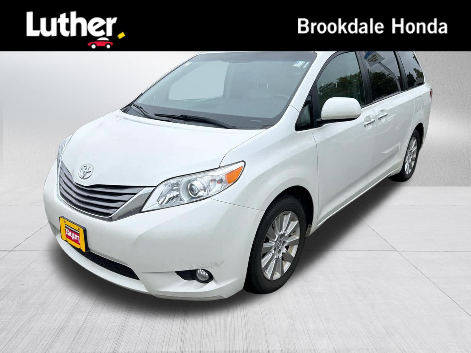Used 2015 Toyota Sienna XLE Premium