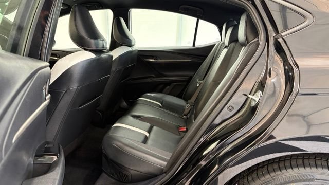 Used 2025 Toyota Camry SE FWD image 15