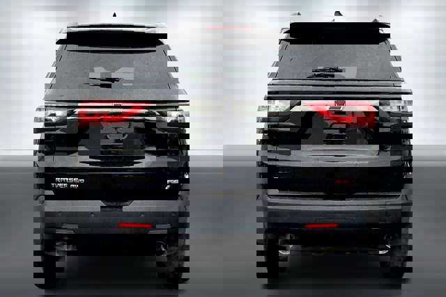 Used 2020 Chevrolet Traverse RS image 3