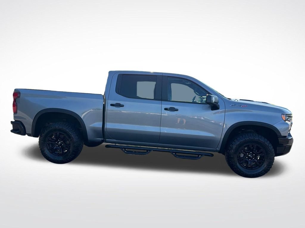 Used 2024 Chevrolet Silverado 1500 ZR2 w/ Technology Package AWD/4WD image 7