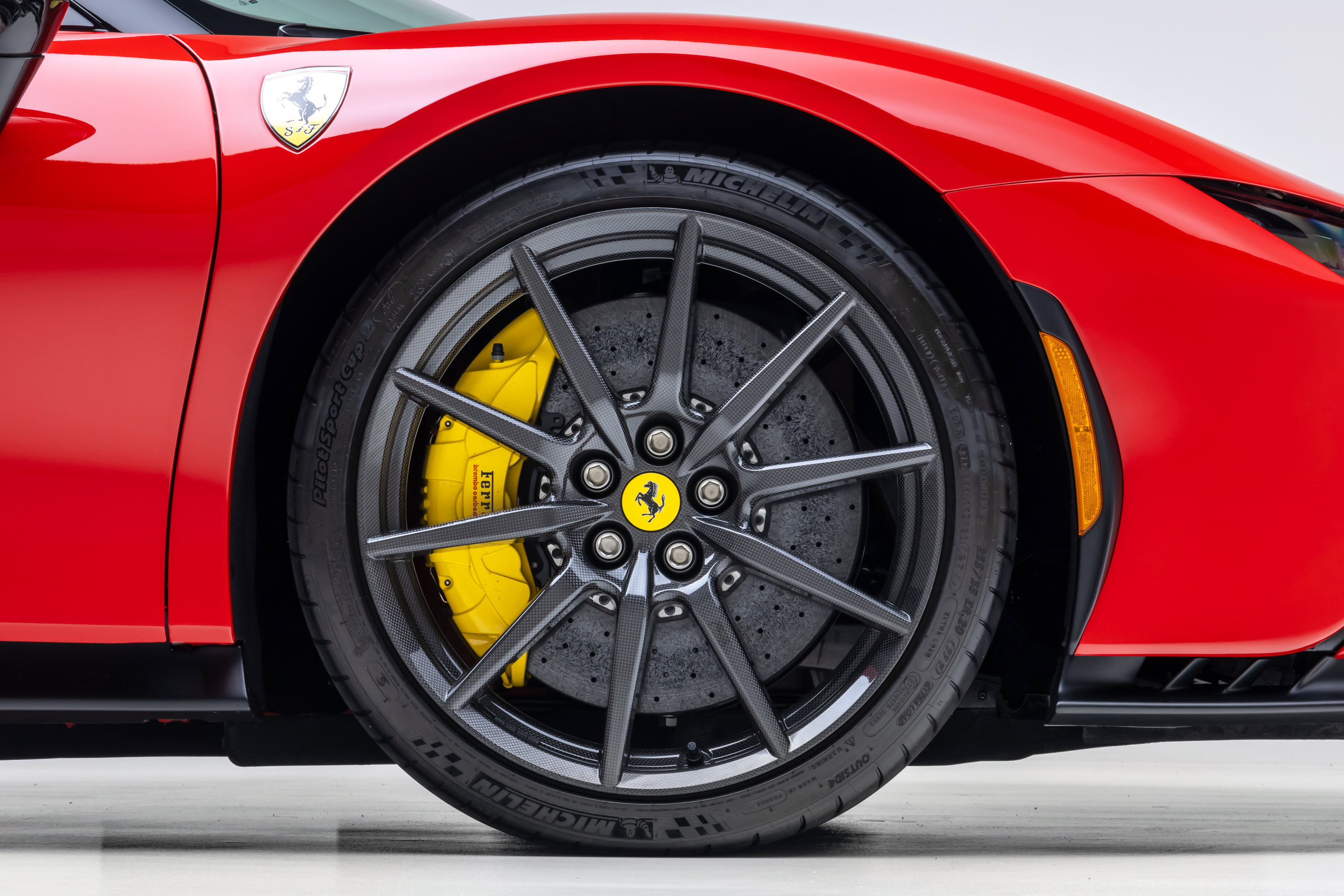 Certified 2025 Ferrari SF90 Spider AWD/4WD image 17