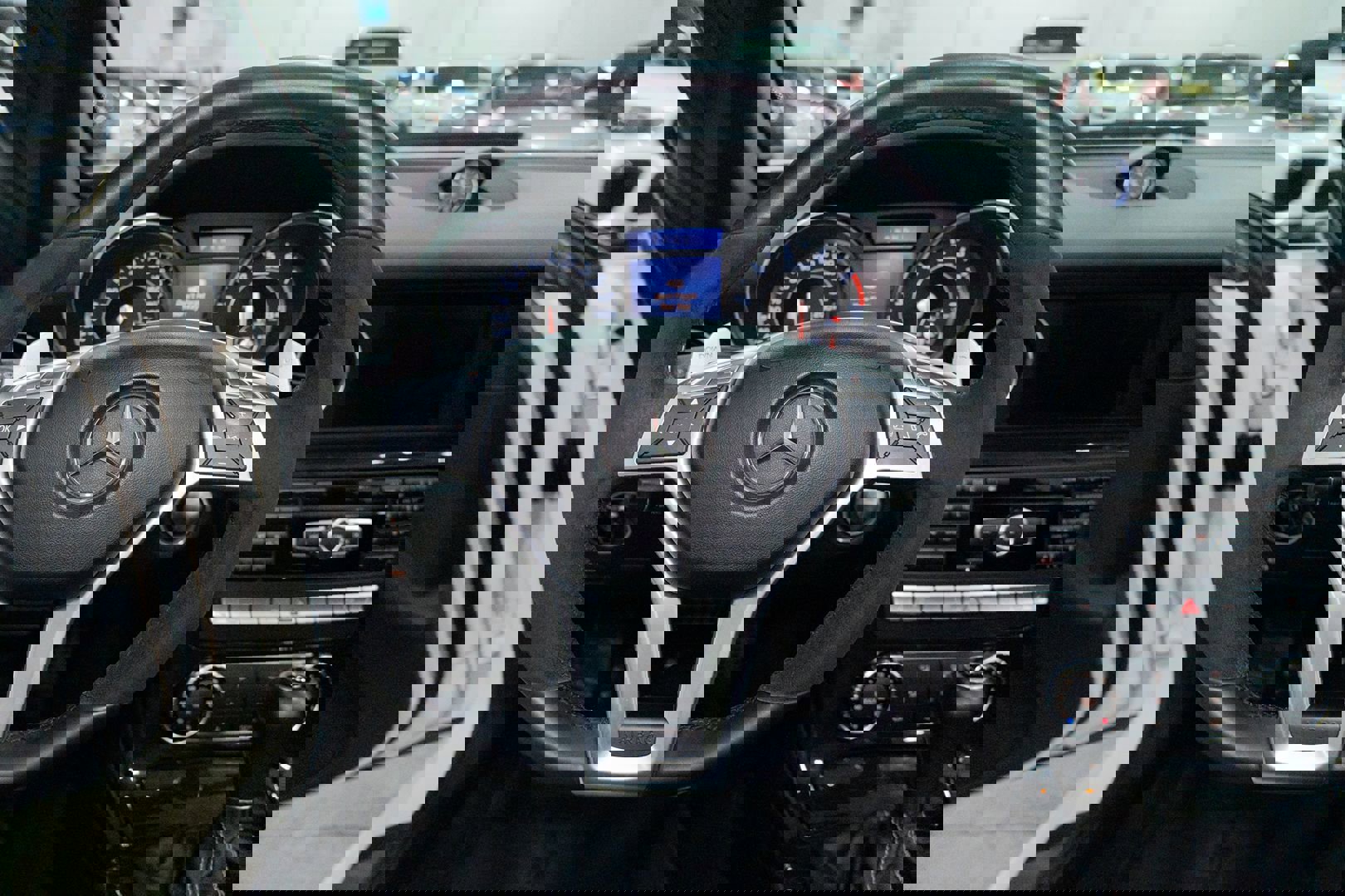 Used 2014 Mercedes-Benz SLK 55 AMG image 31