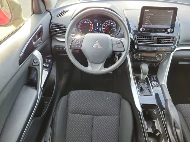 Used 2022 Mitsubishi Eclipse Cross LE image 13