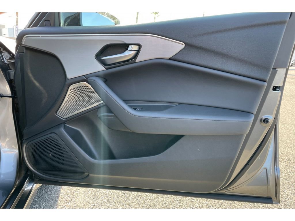 Certified 2025 Acura TLX w/ Technology Package image 19