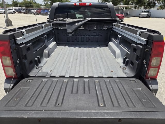 Used 2009 HUMMER H3T AWD/4WD image 10