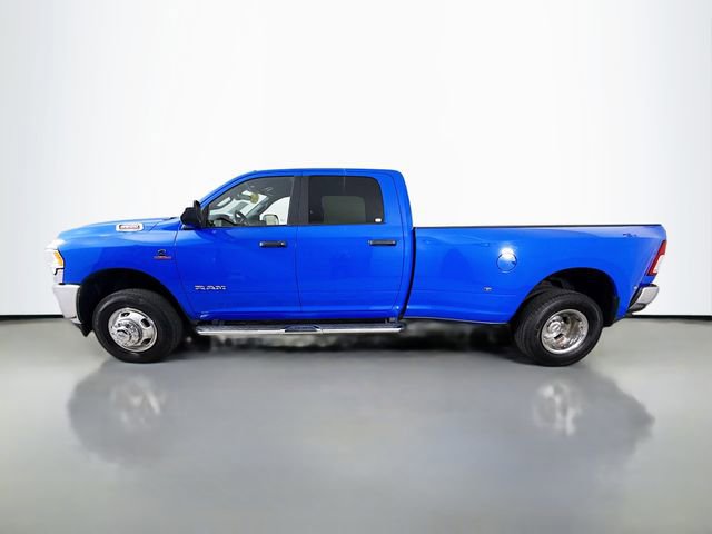 Used 2022 RAM 3500 Big Horn w/ Max Tow Package image 4