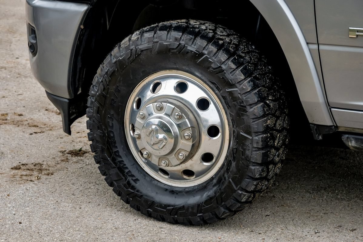 Used 2022 RAM 3500 Limited AWD/4WD image 55