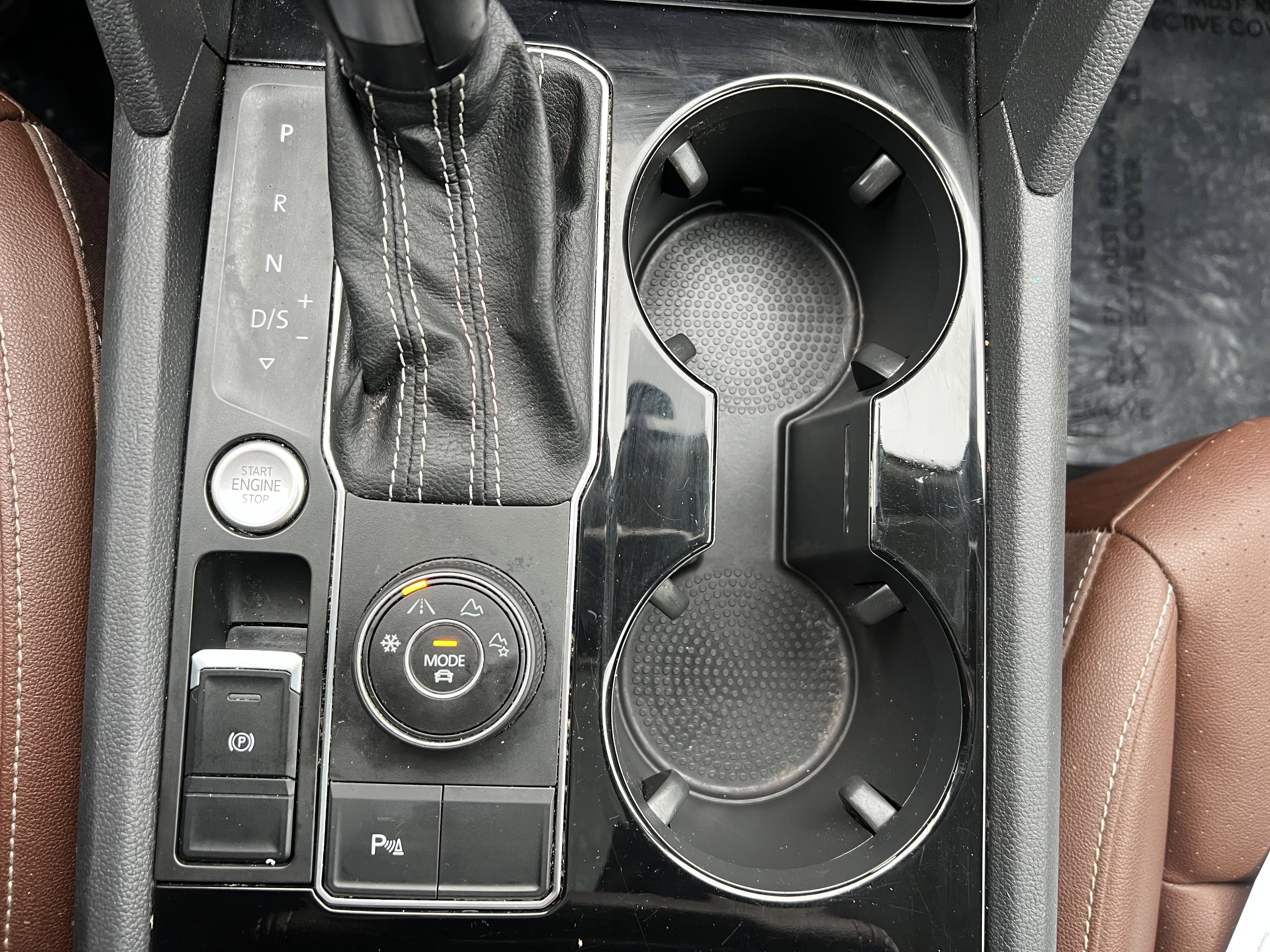 Used 2021 Volkswagen Atlas SEL image 28