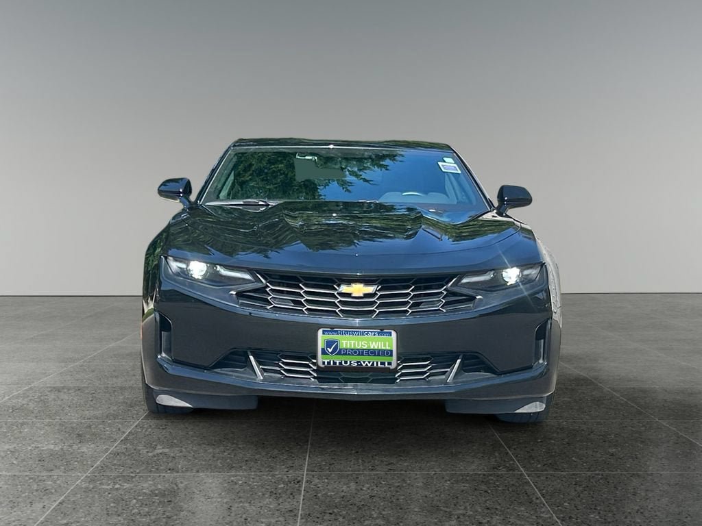 Used 2024 Chevrolet Camaro LT RWD image 2