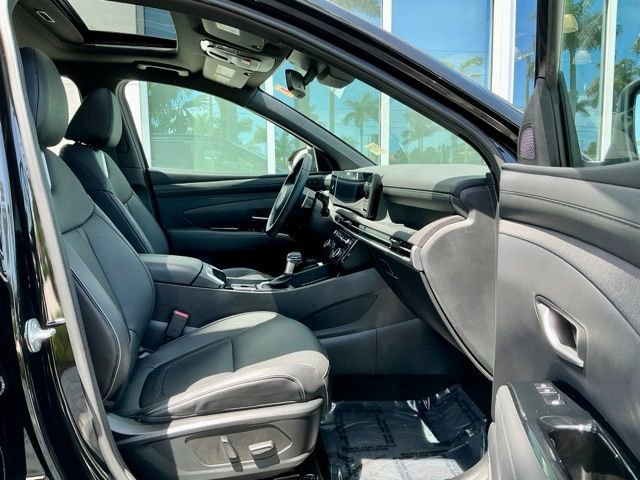 Used 2025 Hyundai Santa Cruz Limited AWD/4WD image 18