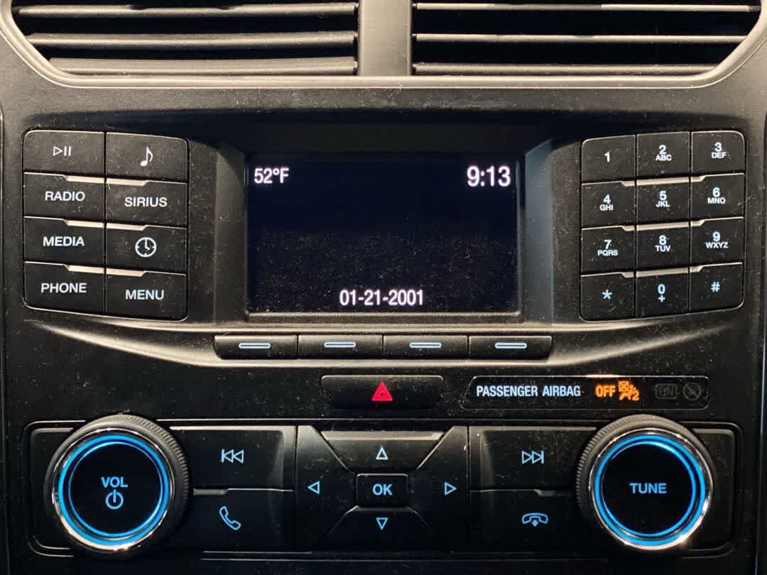 Used 2019 Ford Explorer XLT AWD/4WD image 19