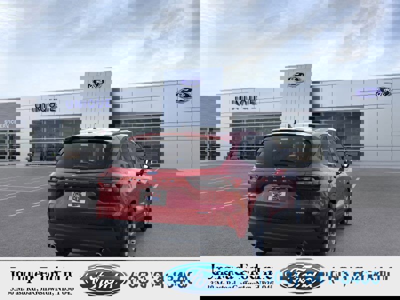 New 2026 Ford Escape ST-Line w/ Cold Weather Package image 38