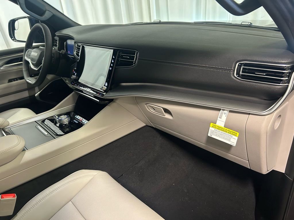 New 2026 Jeep Grand Wagoneer L 4WD image 23