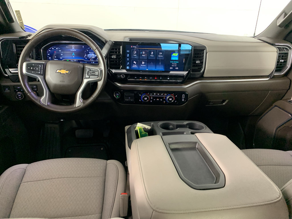 Used 2023 Chevrolet Silverado 1500 LT w/ Safety Package AWD/4WD image 30