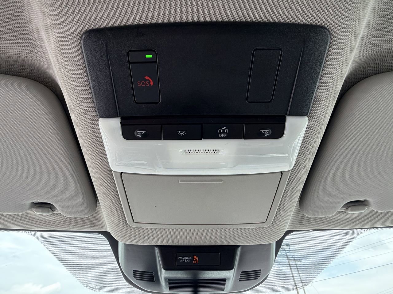 Used 2023 Nissan Rogue SV FWD image 22