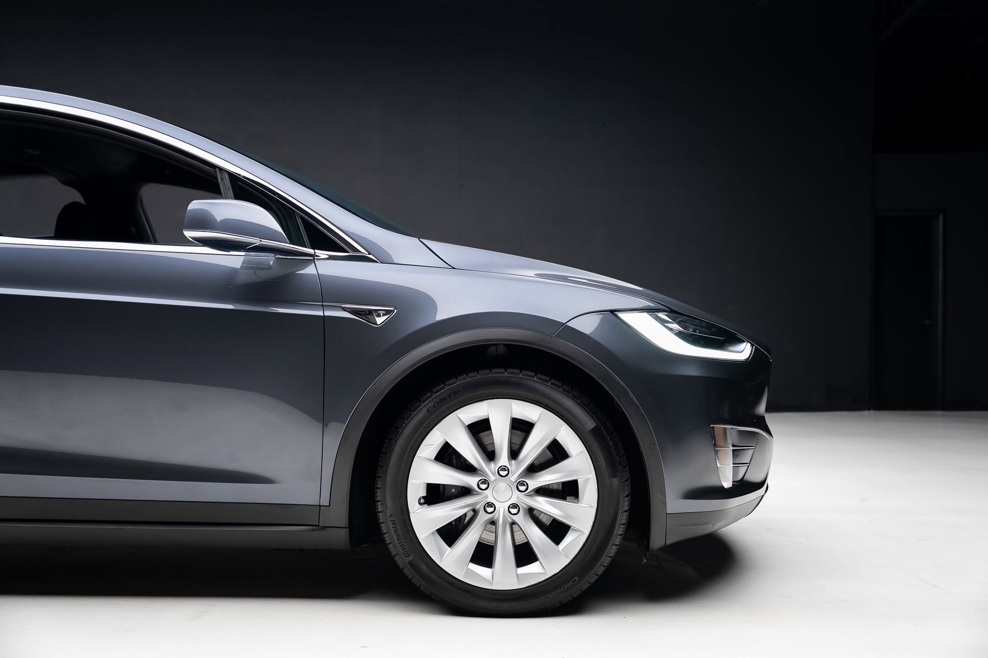 Used 2018 Tesla Model X 75D AWD/4WD image 37