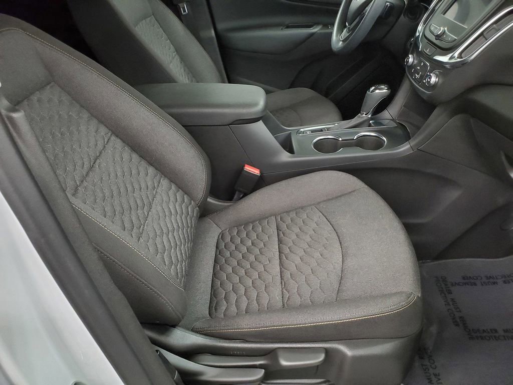 Used 2021 Chevrolet Equinox LT image 21