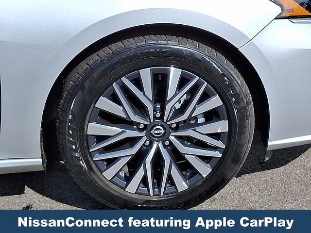 Used 2024 Nissan Altima 2.5 SV image 10