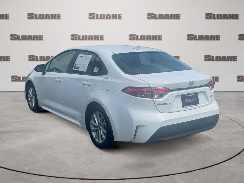Used 2026 Toyota Corolla LE w/ LE Premium Package FWD image 3