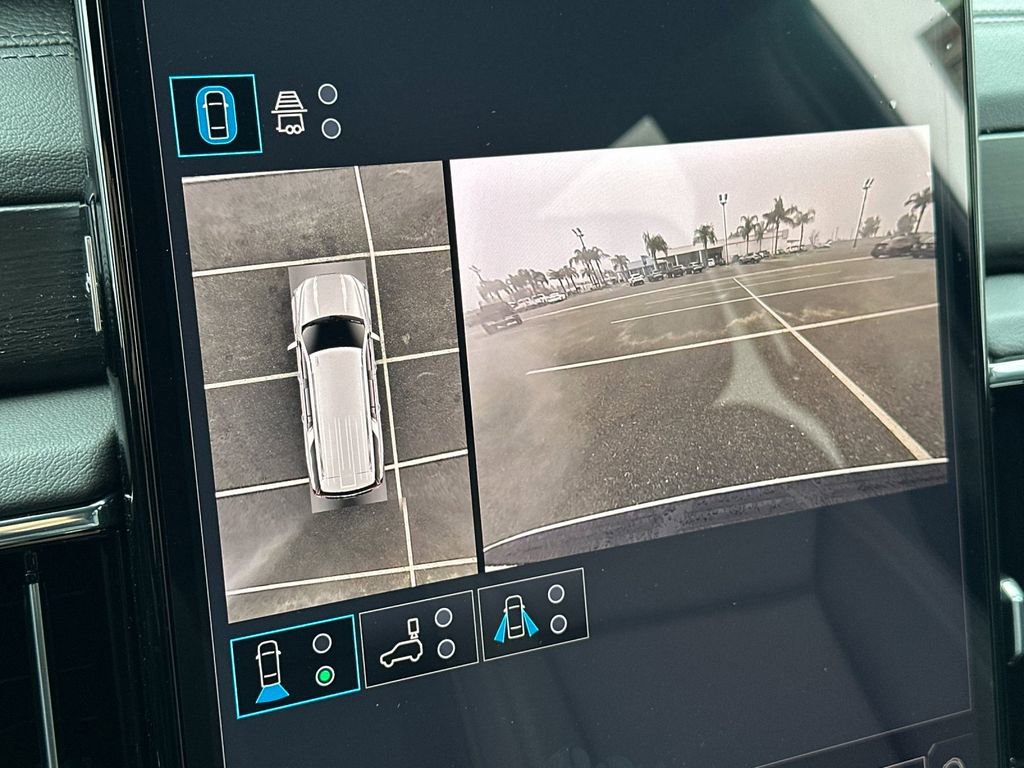 New 2026 GMC Yukon XL Denali w/ Sun & Power Step Package AWD/4WD image 20