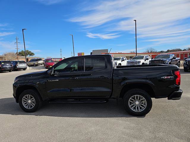 Used 2024 Chevrolet Colorado LT w/ LT Convenience Package II image 2