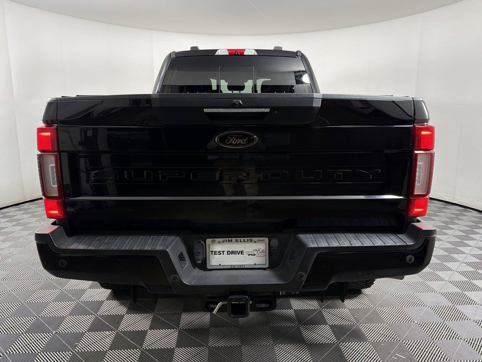 Used 2022 Ford F250 Lariat w/ Black Appearance Package AWD/4WD image 5