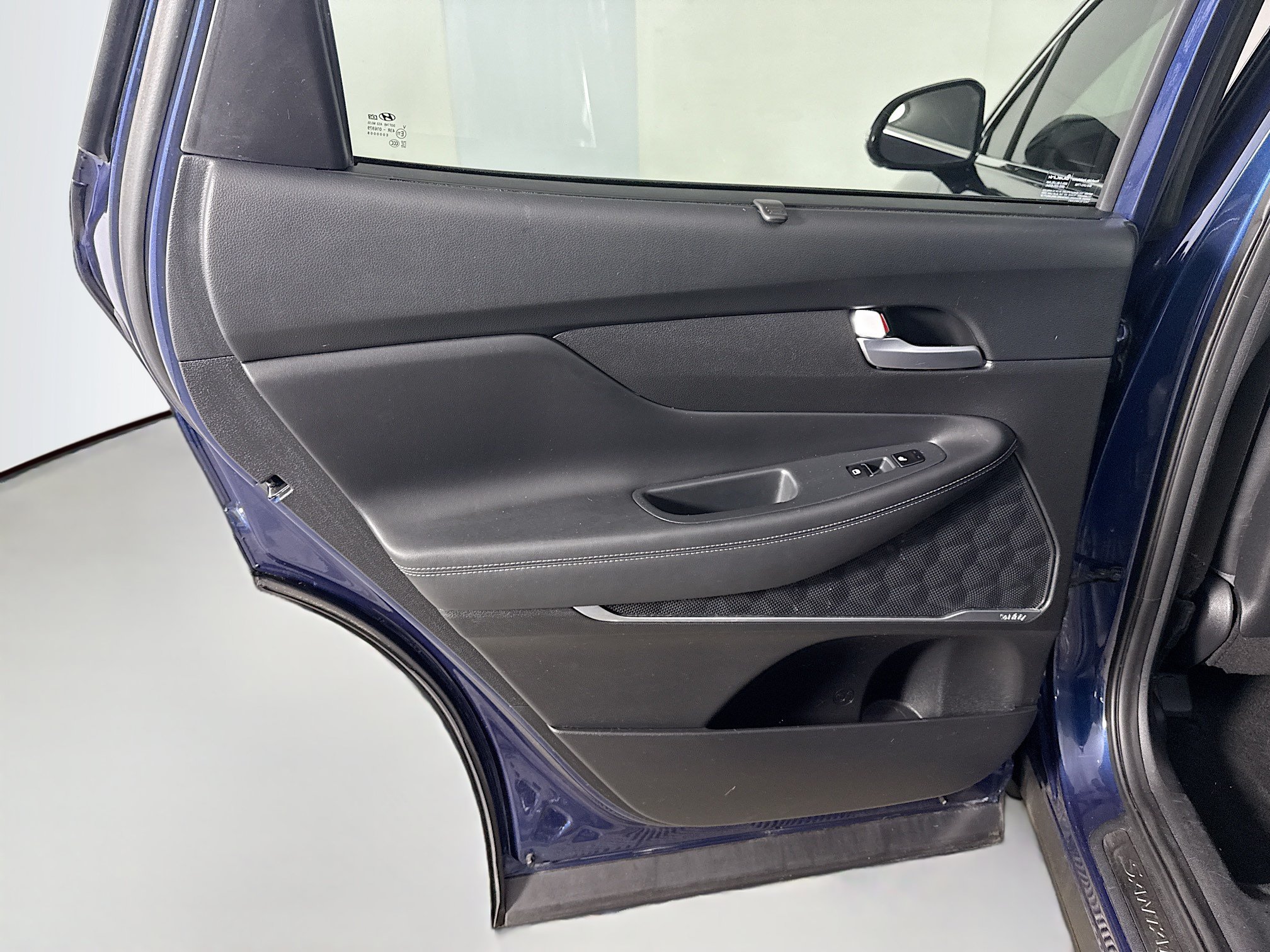 Used 2020 Hyundai Santa Fe Limited FWD image 26