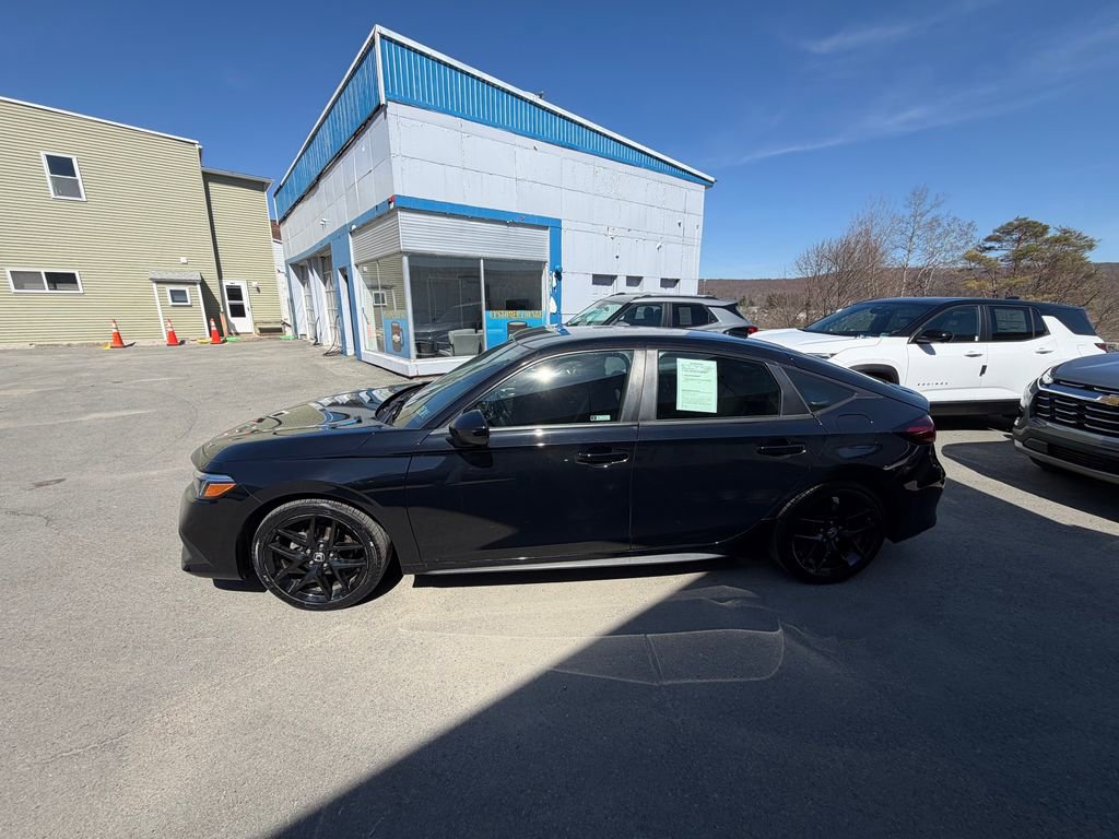 Used 2023 Honda Civic Sport image 2