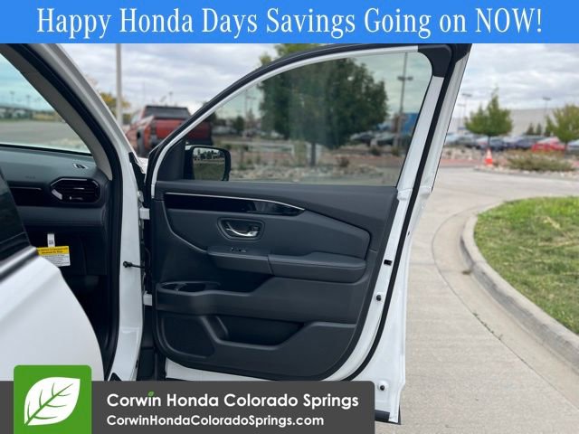 New 2025 Honda Pilot Touring image 22
