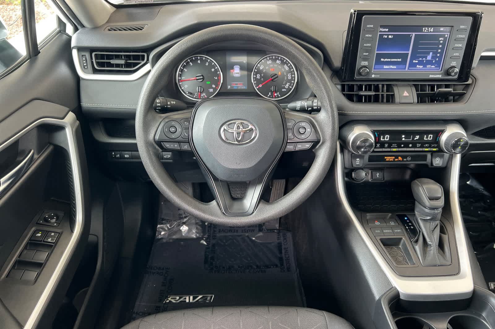 Used 2021 Toyota RAV4 XLE w/ Convenience Package FWD image 15