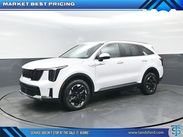 Used 2025 Kia Sorento S image 1