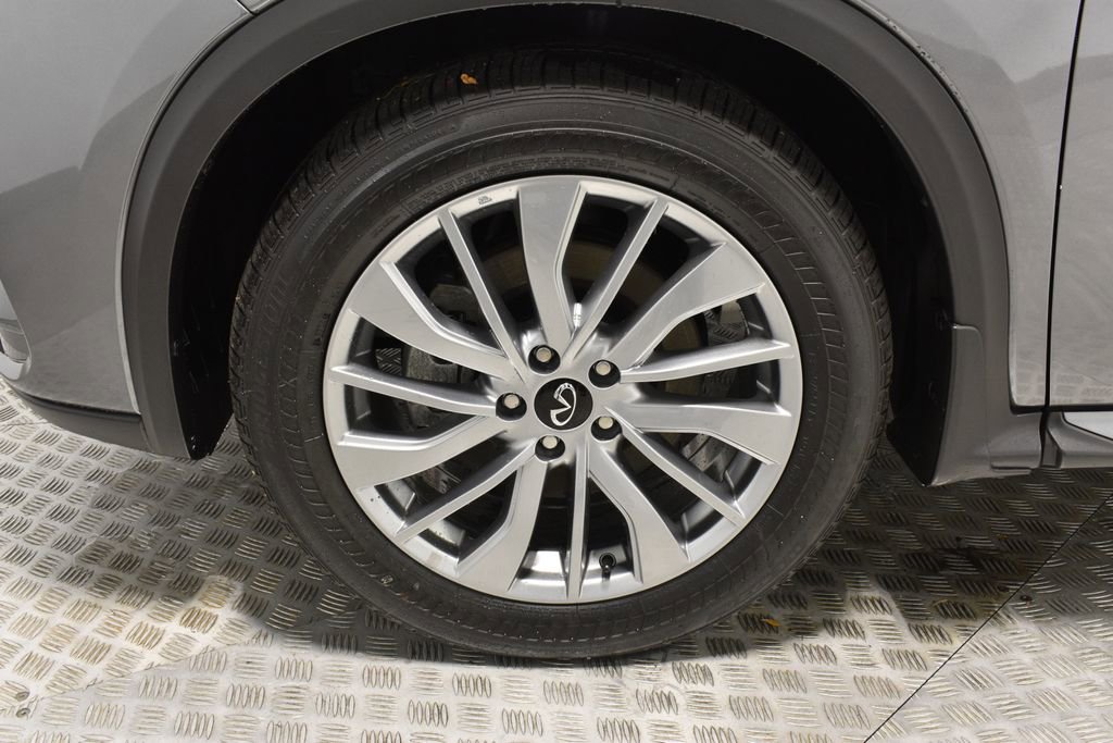 Certified 2025 INFINITI QX50 Luxe image 38
