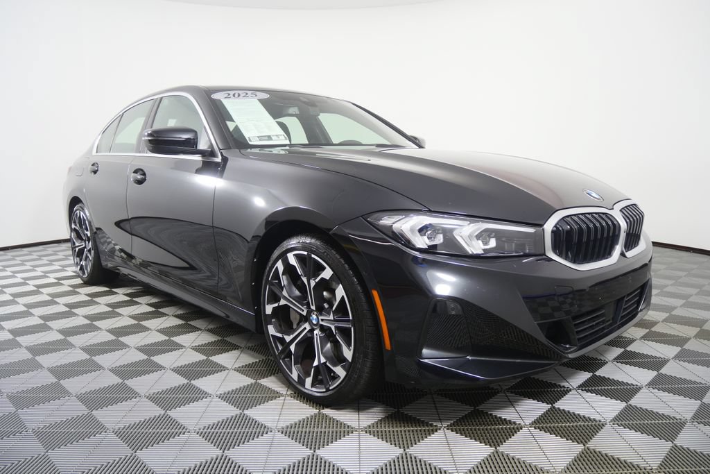 Certified 2025 BMW 330i Sedan RWD image 2