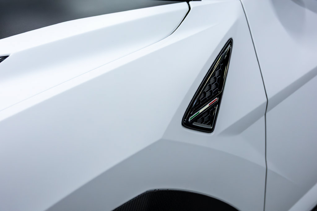 Used 2023 Lamborghini Urus Performante AWD/4WD image 23