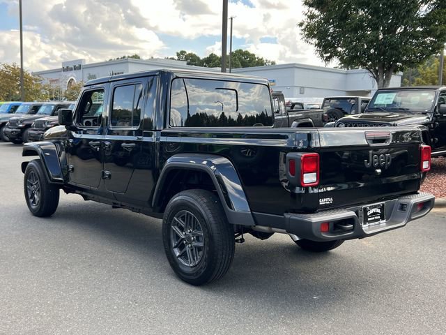 New 2025 Jeep Gladiator Sport AWD/4WD image 10