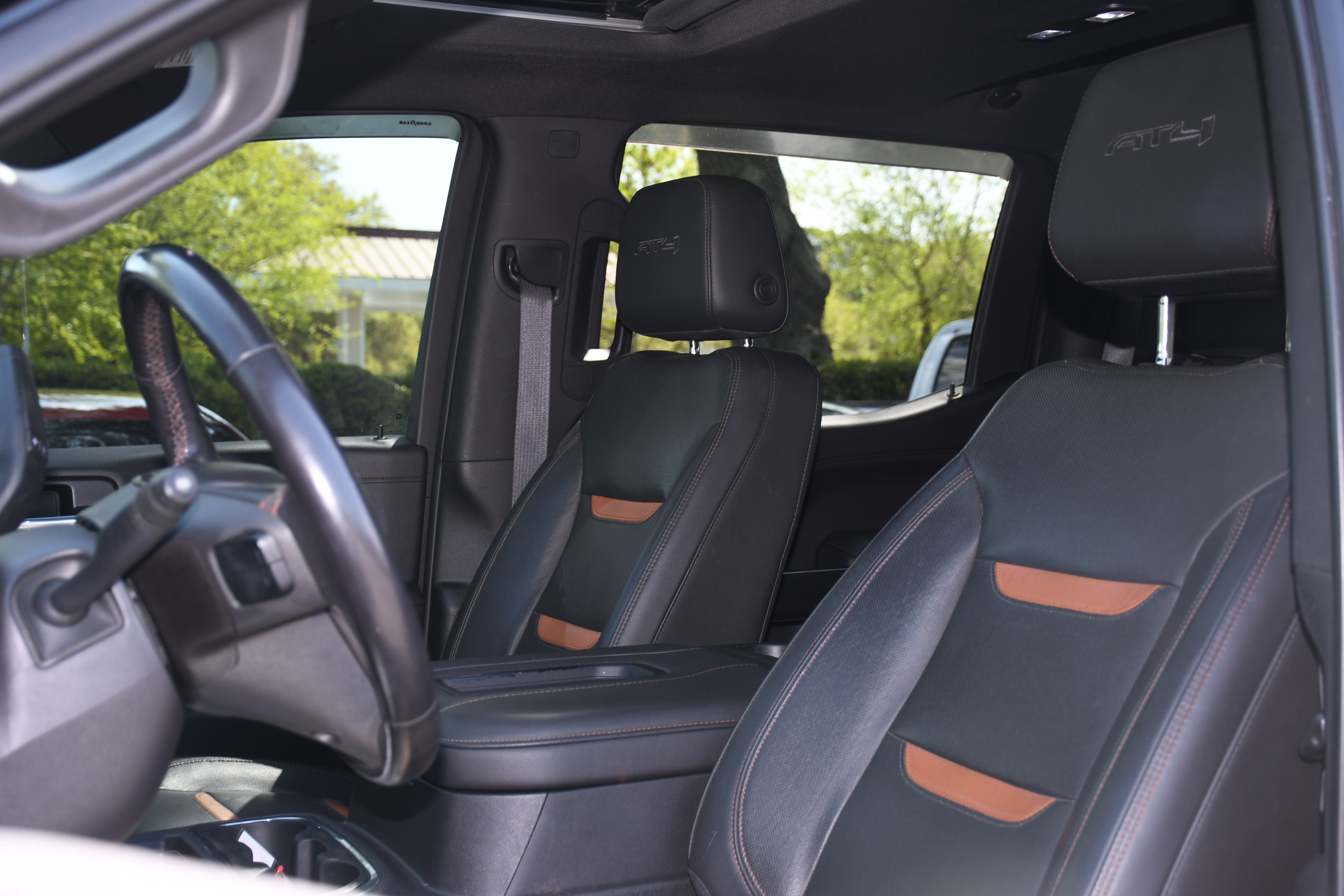 Used 2020 GMC Sierra 1500 AT4 w/ AT4 Premium Package image 13