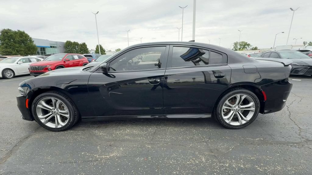 Used 2022 Dodge Charger R/T RWD image 5