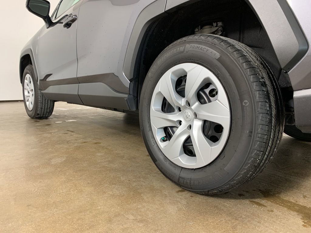 Used 2024 Toyota RAV4 LE image 13