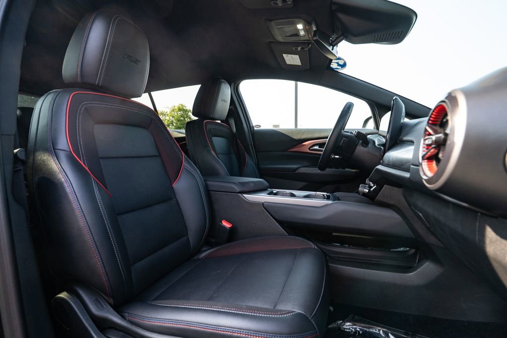 Used 2024 Chevrolet Equinox EV RS image 14