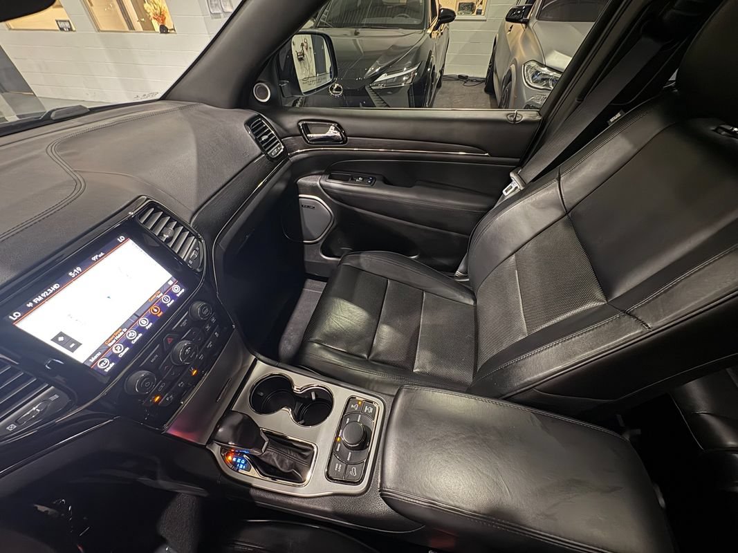 Used 2020 Jeep Grand Cherokee High Altitude AWD/4WD image 33