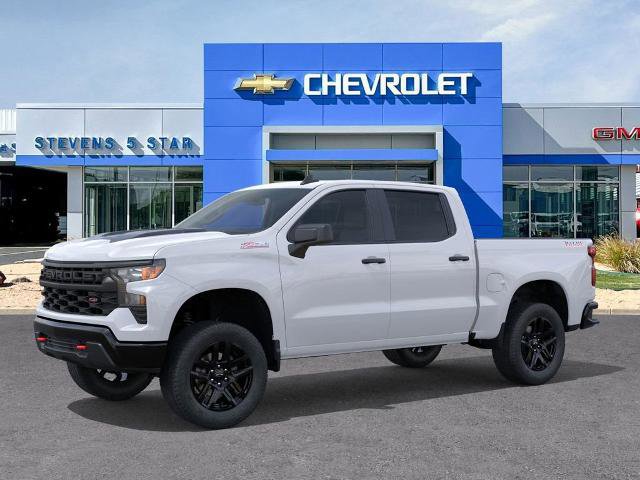 New 2026 Chevrolet Silverado 1500 Custom Trail Boss w/ LPO, Dark Essentials Package image 2