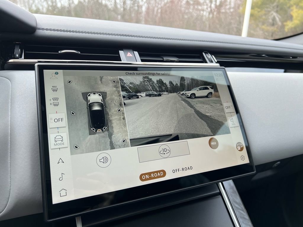 New 2026 Land Rover Range Rover Velar Dynamic SE image 17