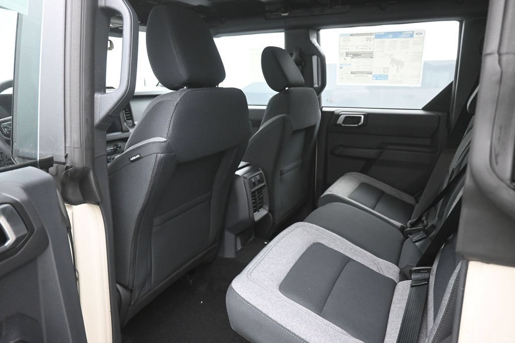 New 2026 Ford Bronco 4-Door AWD/4WD image 23