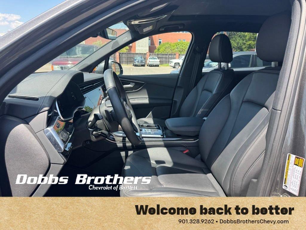 Used 2025 Audi Q7 3.0T Premium Plus AWD/4WD image 13