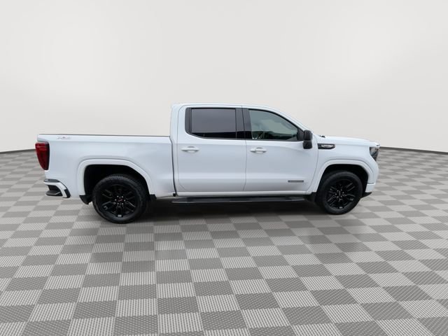 Used 2023 GMC Sierra 1500 Elevation w/ LPO, Elevation Black Package AWD/4WD image 9