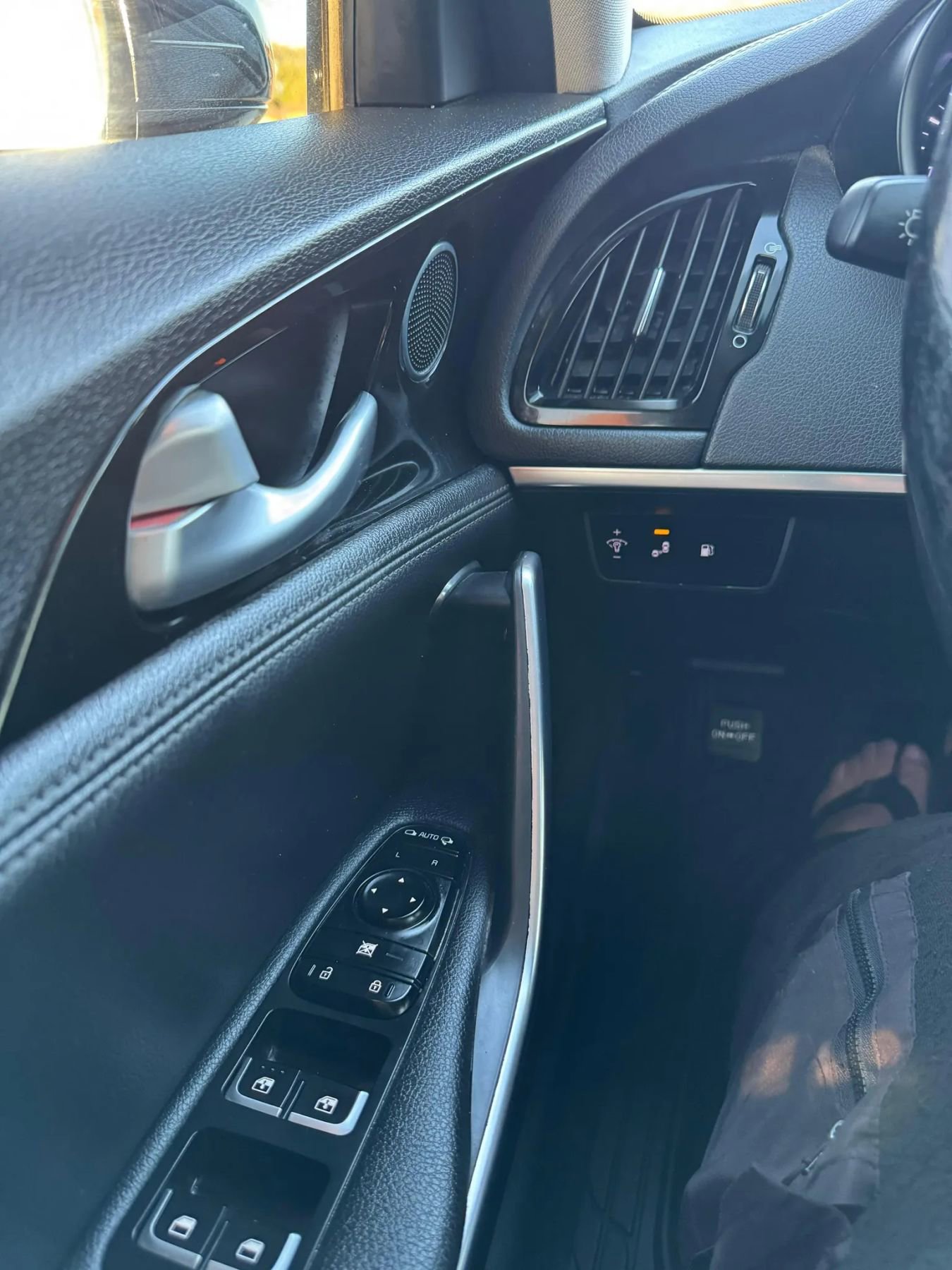 Used 2019 Kia Stinger image 20