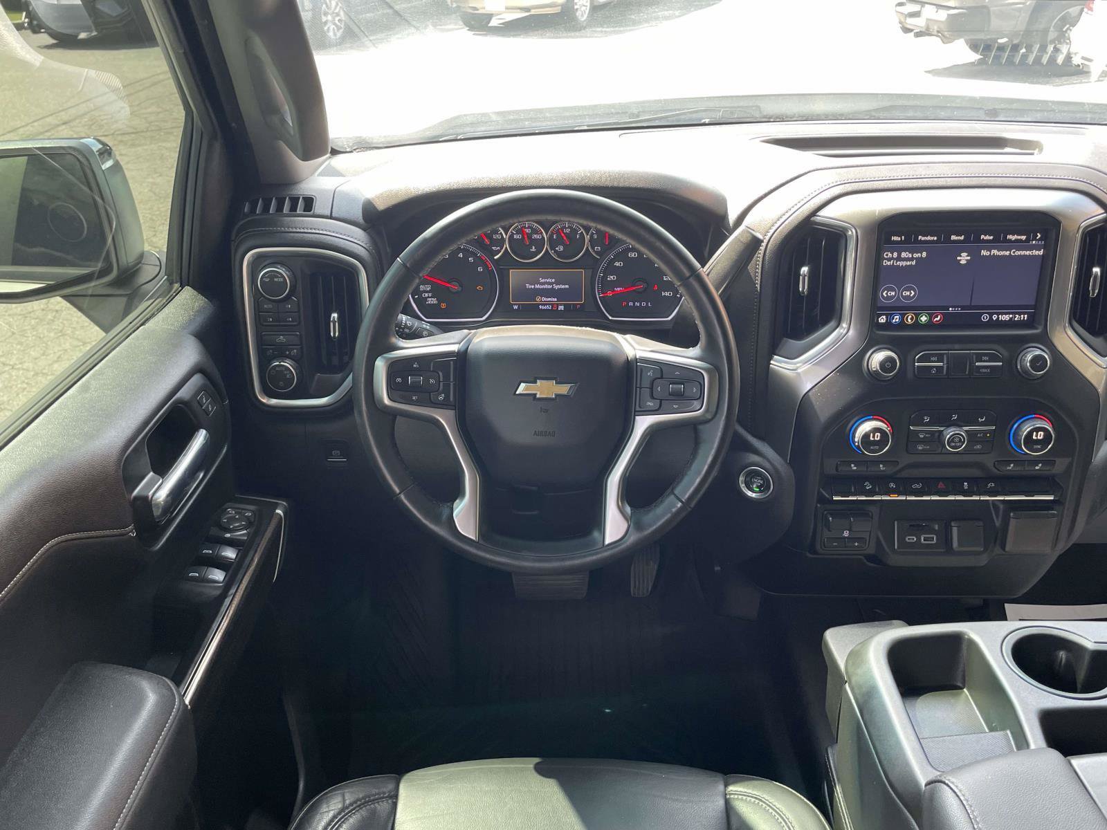 Used 2020 Chevrolet Silverado 1500 LT w/ All-Star Edition AWD/4WD image 2