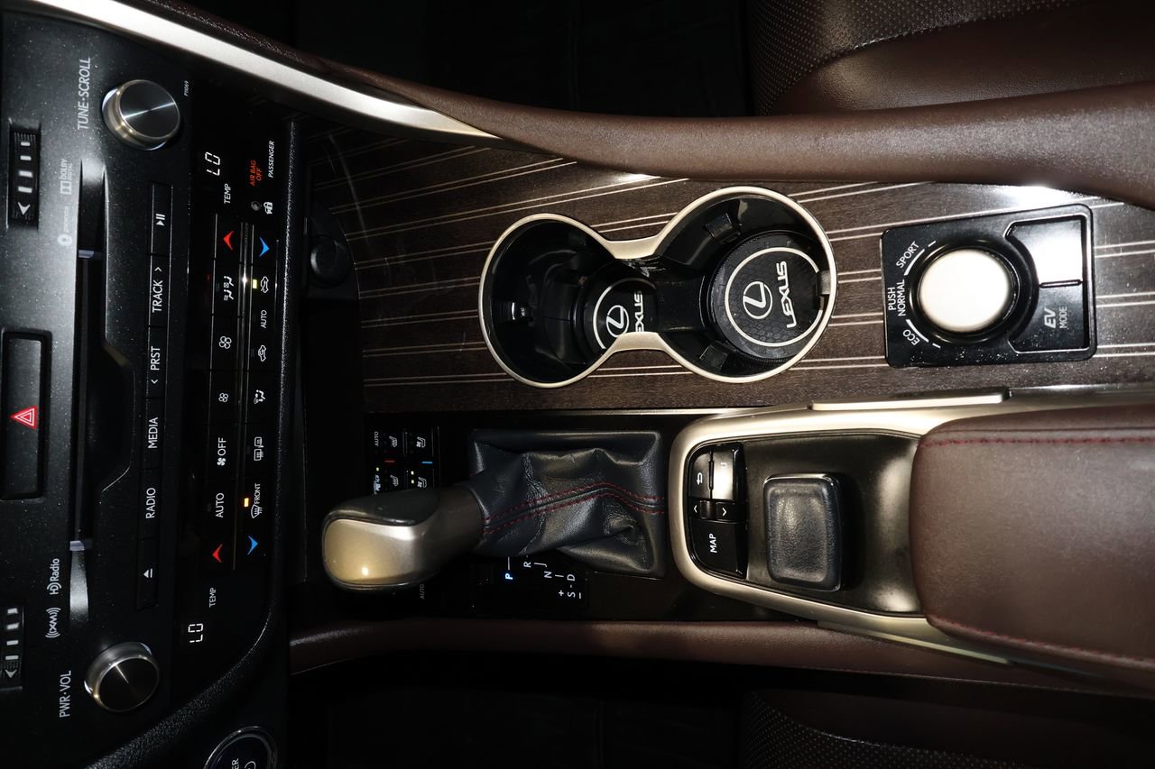 Used 2016 Lexus RX 450h AWD w/ Luxury Package image 14